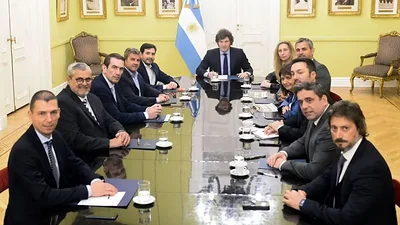 Luis Picat, un radical peluca: "Hoy Milei representa más los ideales económicos del radicalismo" Luis Picat, un radical peluca: "Hoy Milei representa más los ideales económicos del radicalismo"