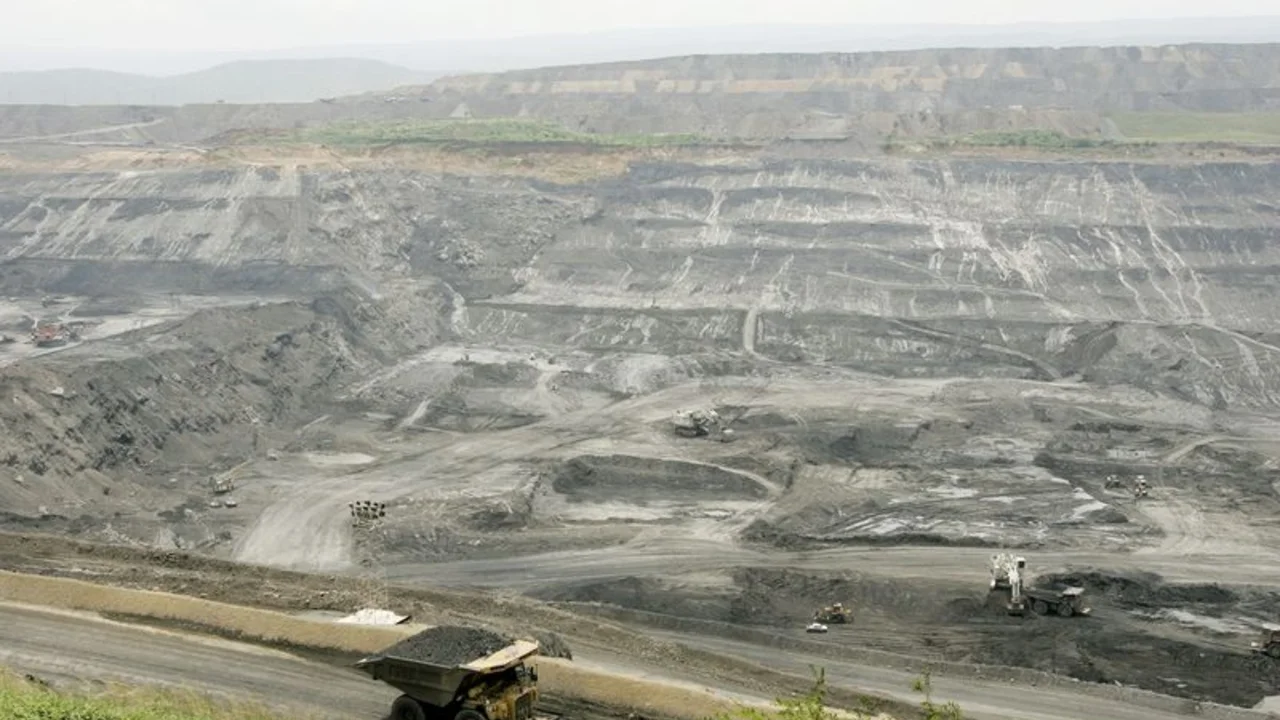 Sector minero de Colombia en riesgo de parálisis por decreto del Gobierno: Gremio