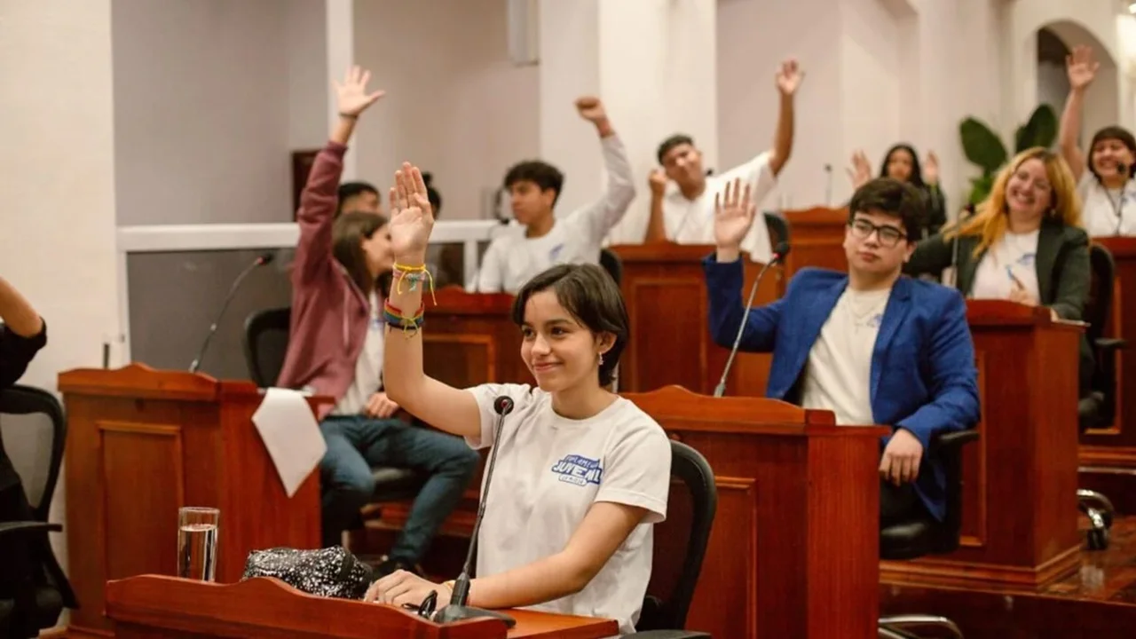 Fotografía de la realización del Parlamento Municipal Juvenil 