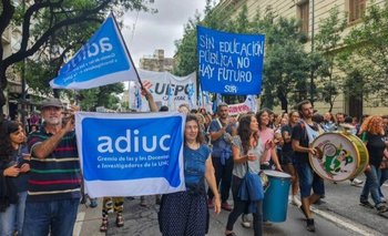 Paro universitario: realizan una huelga de 24 horas en Córdoba | Educación pública