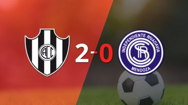Central Córdoba (SE) dominó a Independiente Riv. (M) con un 2-0 en un partido electrizante