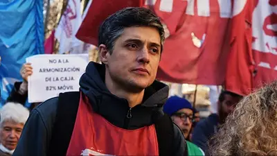 Los imputados por "perturbar" la sesión de la reforma previsional apuntan contra Pullaro: "Busca disciplinar" Los imputados por "perturbar" la sesión de la reforma previsional apuntan contra Pullaro: "Busca disciplinar"
