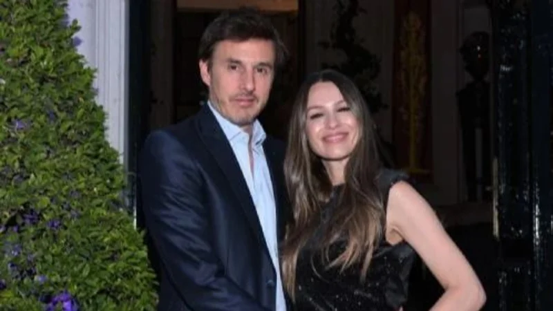 Pampita y Roberto García Moritán