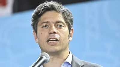 Kicillof: “Hay que ganar en octubre, pero septiembre es la posibilidad concreta de ponerle un freno a Milei” Kicillof: “Hay que ganar en octubre, pero septiembre es la posibilidad concreta de ponerle un freno a Milei”