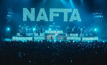 Nafta hizo vibrar dos Movistar Arena agotados: un público devoto por el soul | Música