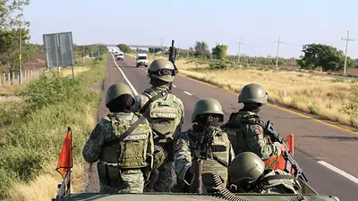 Tiroteo en norte de México deja 19 muertos, líder de cártel local arrestado Tiroteo en norte de México deja 19 muertos, líder de cártel local arrestado