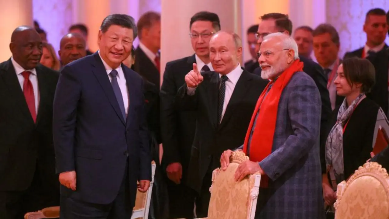 Xi dice a Modi que China e India deben potenciar su comunicación, gestionar sus diferencias