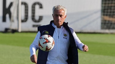 Mourinho quiere su medalla de campeón y una prima si el Manchester City es despojado de sus títulos