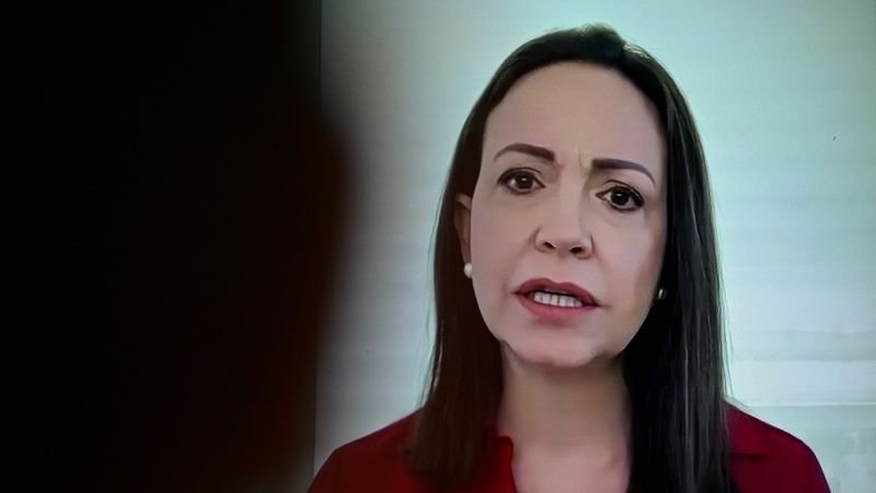 Otorgan el Premio Sájarov a los opositores venezolanos Machado y González
