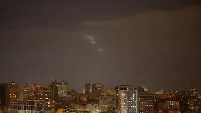 Rusia vuelve a apuntar a Kiev en un ataque nocturno con drones Rusia vuelve a apuntar a Kiev en un ataque nocturno con drones