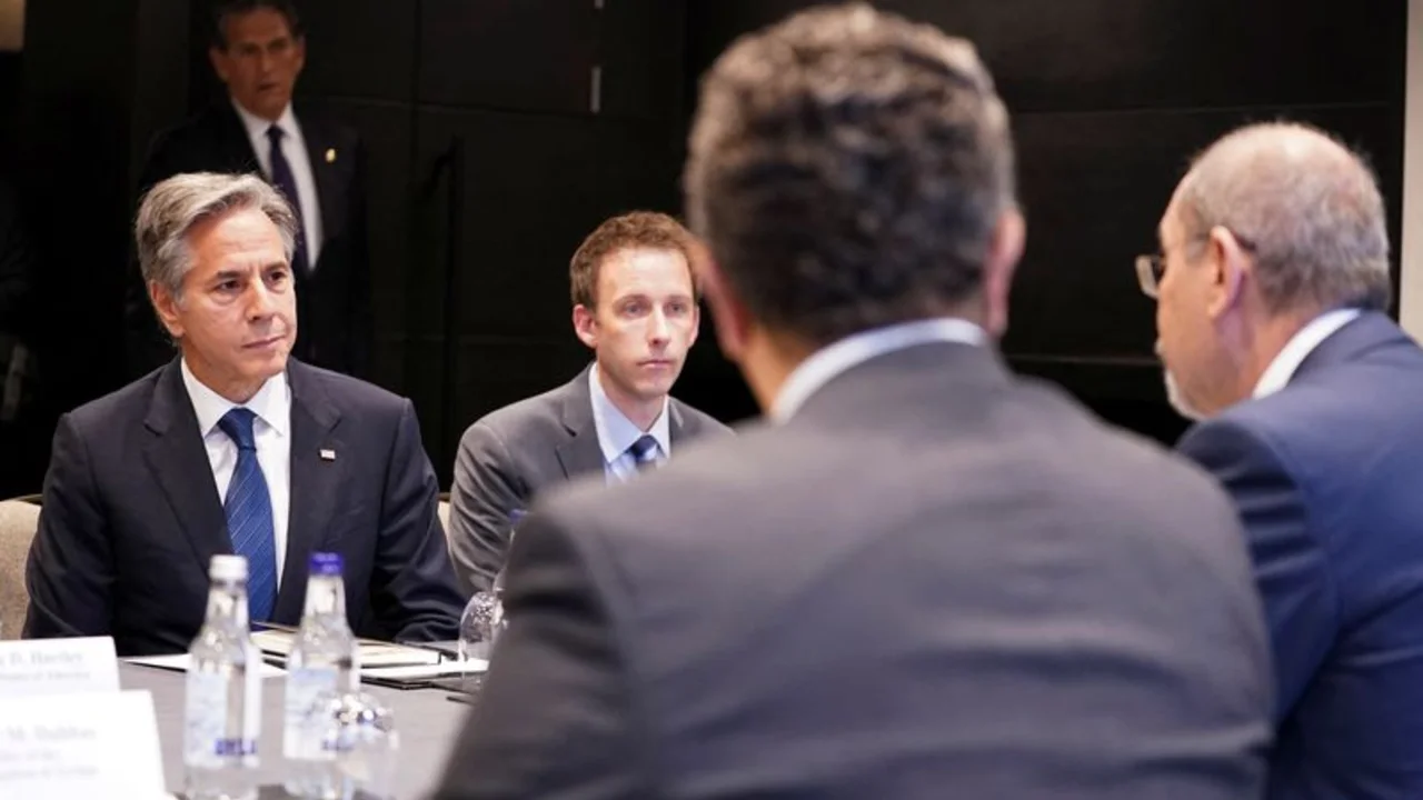 Blinken dice que es urgente alcanzar una resolución diplomática en el Líbano