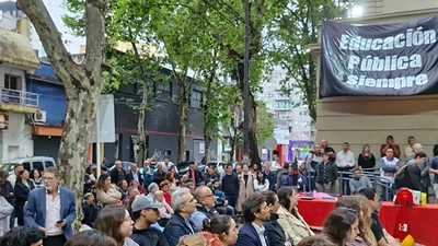 Exitosa clase pública en defensa del presupuesto universitario en la UTN Exitosa clase pública en defensa del presupuesto universitario en la UTN