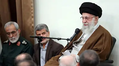 Las autoridades iraníes determinarán cómo responder a Israel, dice el Líder Supremo Las autoridades iraníes determinarán cómo responder a Israel, dice el Líder Supremo