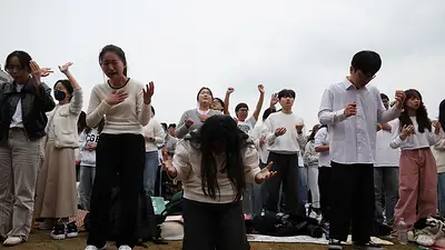 Grupos cristianos surcoreanos protestan masivamente contra los derechos de las parejas del mismo sexo Grupos cristianos surcoreanos protestan masivamente contra los derechos de las parejas del mismo sexo