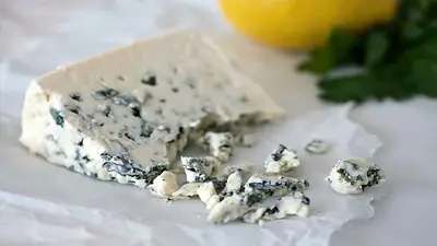 queso, queso azul, queso roquefort. queso, queso azul, queso roquefort.
