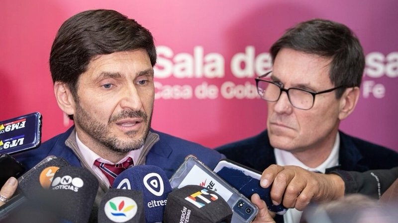 Santa Fe: Pullaro vuelve a atacar a los docentes y confirmó que no habrá titularizaciones en 2024