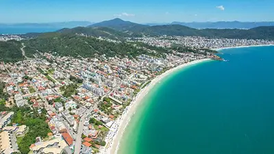 Bombinhas, Santa Catarina. Bombinhas, Santa Catarina.