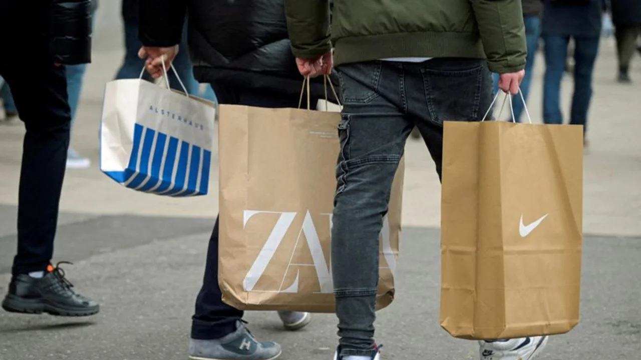 La confianza de los consumidores alemanes se recuperará en noviembre, según GfK