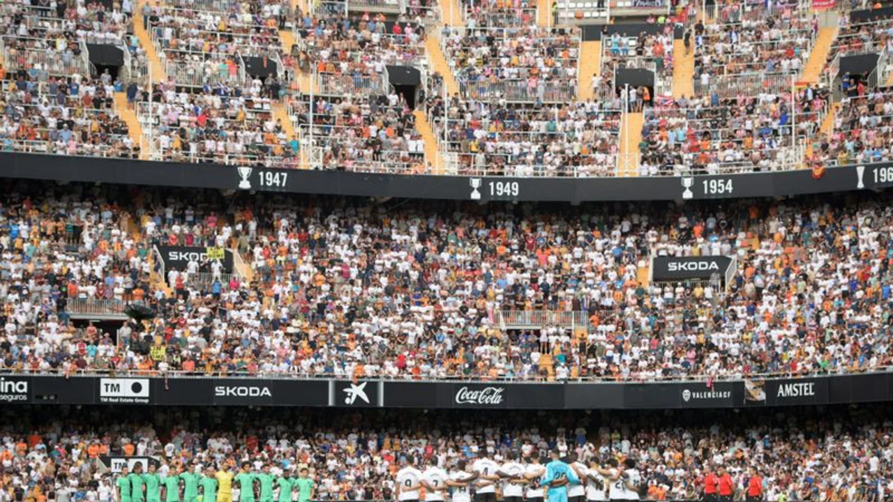 El Valencia pide aplazar su partido de Copa del Rey tras las inundaciones en España