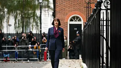 Ministra británica de Economía anuncia alza de impuestos de 40.000 millones de libras al año Ministra británica de Economía anuncia alza de impuestos de 40.000 millones de libras al año