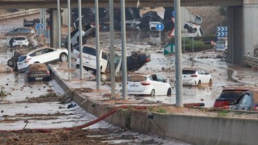 Pilotos de MotoGP, en contra de celebrar la carrera en Valencia por las inundaciones