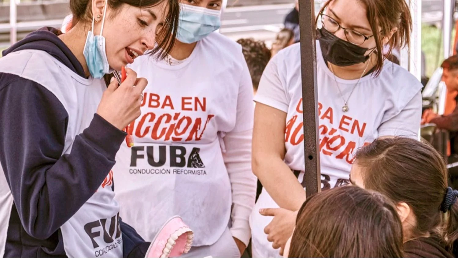 Atención odontológica de la UBA