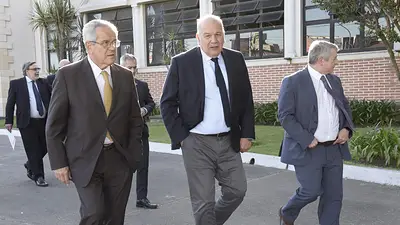 La SIGEN avanza con las auditorias a universidades públicas pedidas por Milei: reunión con la UNLAM y reclamo a la UBA La SIGEN avanza con las auditorias a universidades públicas pedidas por Milei: reunión con la UNLAM y reclamo a la UBA