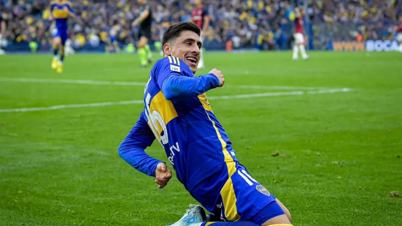 Miguel Merentiel celebrando un gol para Boca.