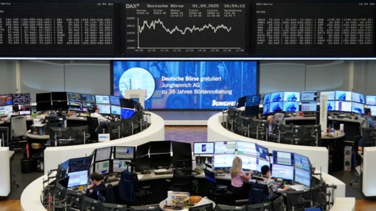 Las bolsas europeas, estables gracias al sector sanitario y pese a la debilidad general