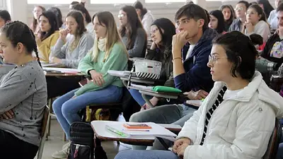 Estudiantes. Estudiantes.