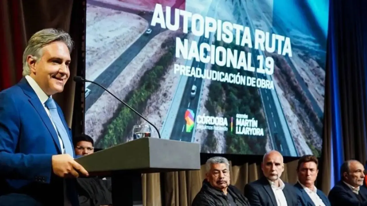 Llaryora, durísimo contra Milei: “No tiene la voluntad de hacer una obra, pero se queda con la plata”