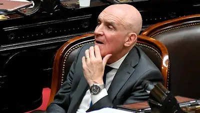 Nueva encuesta: más del 60% cree que Espert debe bajar su candidatura Nueva encuesta: más del 60% cree que Espert debe bajar su candidatura