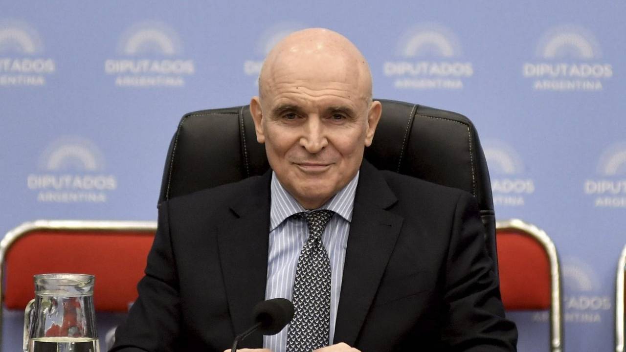 Espert renunció a la Comisión de Presupuesto y Hacienda del Congreso