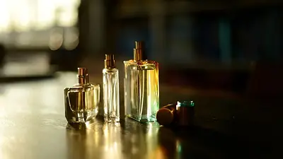 Uno por uno: los perfumes masculinos que son furor en 2025 Uno por uno: los perfumes masculinos que son furor en 2025