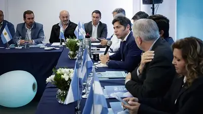 Kicillof destacó el rol de los intendentes e instó al Gobierno nacional a respetar el federalismo Kicillof destacó el rol de los intendentes e instó al Gobierno nacional a respetar el federalismo