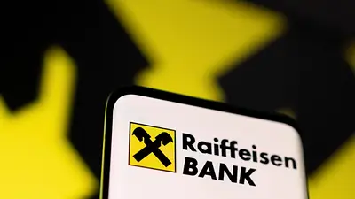 La UE podría descongelar activos rusos sancionados para compensar al Raiffeisen Bank, según el FT La UE podría descongelar activos rusos sancionados para compensar al Raiffeisen Bank, según el FT