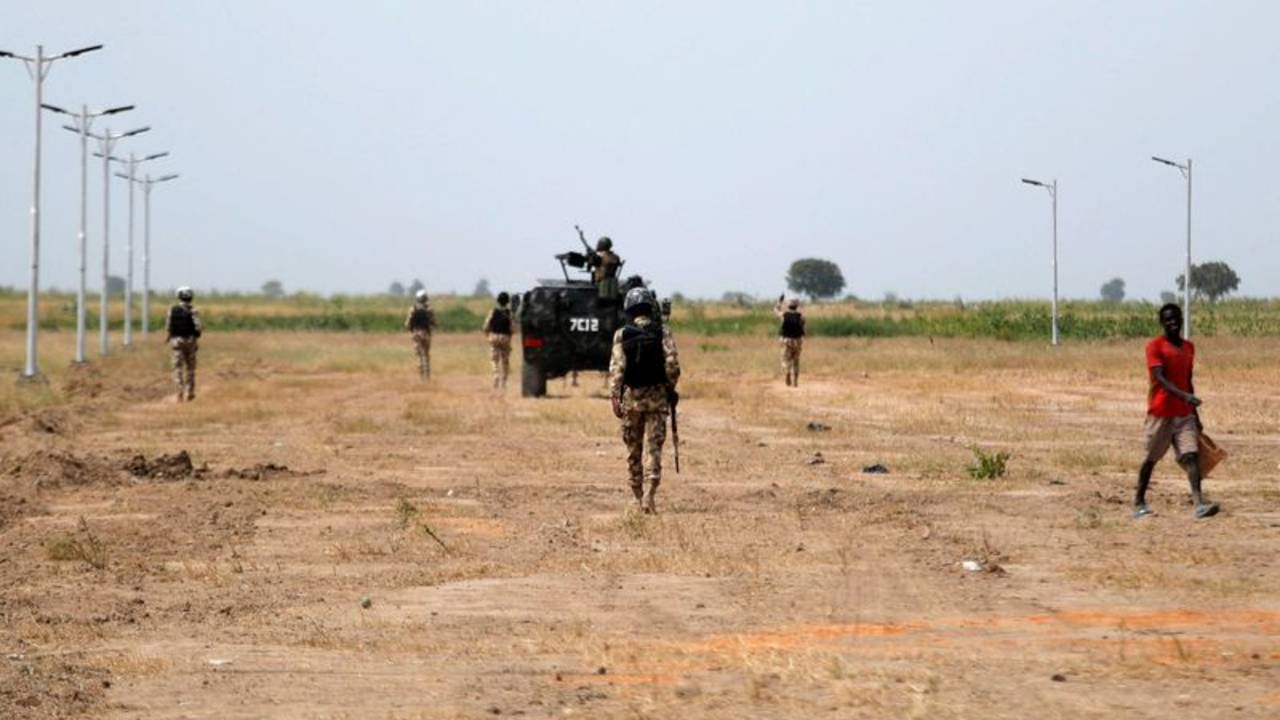 Miles de personas huyen a Camerún tras la toma de una ciudad fronteriza por Boko Haram
