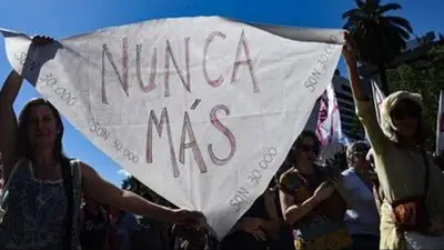 Encuesta: uno de cada cuatro argentinos no cree que el golpe del 76 instaló una dictadura Encuesta: uno de cada cuatro argentinos no cree que el golpe del 76 instaló una dictadura