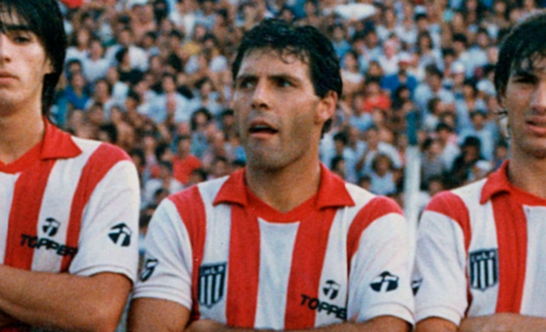 Las fotos de joven de Miguel Ángel Russo: sus etapas como futbolista y DT