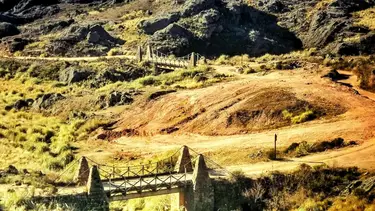 El "eden" del turismo aventura: cinco puentes colgantes y una de las ollas más grande la provincia
