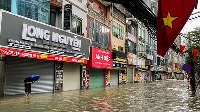 Hanói se inunda de nuevo por el temporal de lluvias en el norte de Vietnam Hanói se inunda de nuevo por el temporal de lluvias en el norte de Vietnam