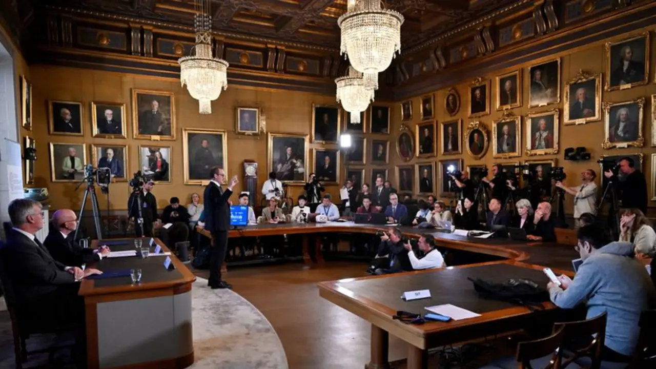 Clarke, Devoret y Martinis ganan el Premio Nobel de Física de 2025