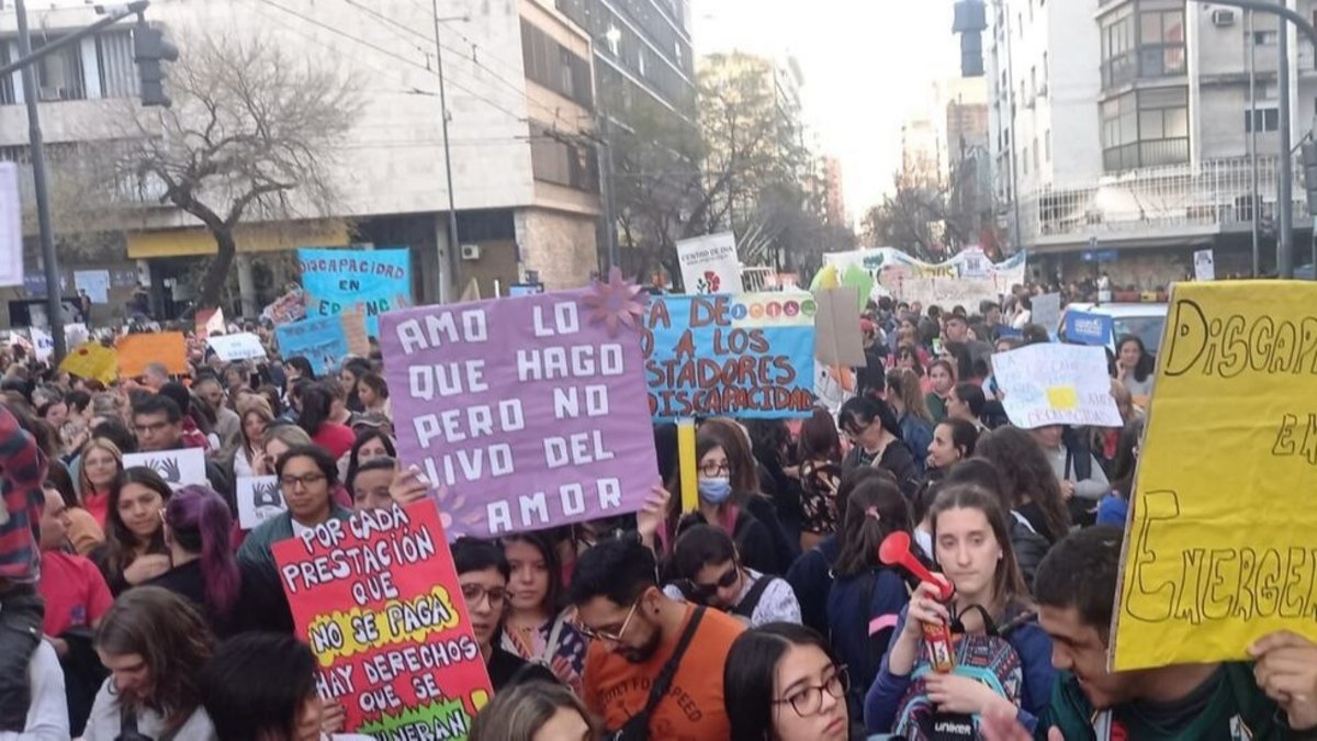 PSICOPEDAGOGOS CORDOBESES presentaron un AMPARO COLECTIVO por la LEY de ...