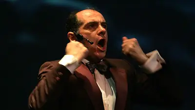 Mozart y Lennon: el increíble espectáculo musical de Marcelo Arce. Mozart y Lennon: el increíble espectáculo musical de Marcelo Arce.