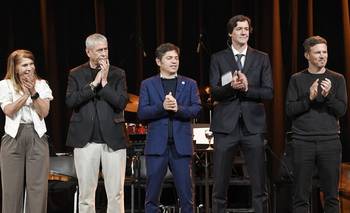 Junto a empresarios industriales, Kicillof criticó a Milei: "Exterminio de la industria" | Industria textil