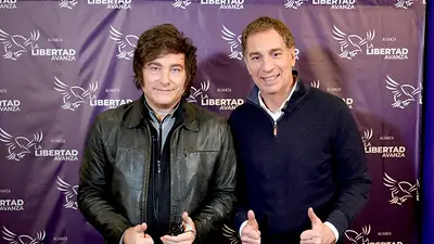Milei confirmó a Santilli para "trabajar con gobernadores" y recuperar "músculo político" Milei confirmó a Santilli para "trabajar con gobernadores" y recuperar "músculo político"