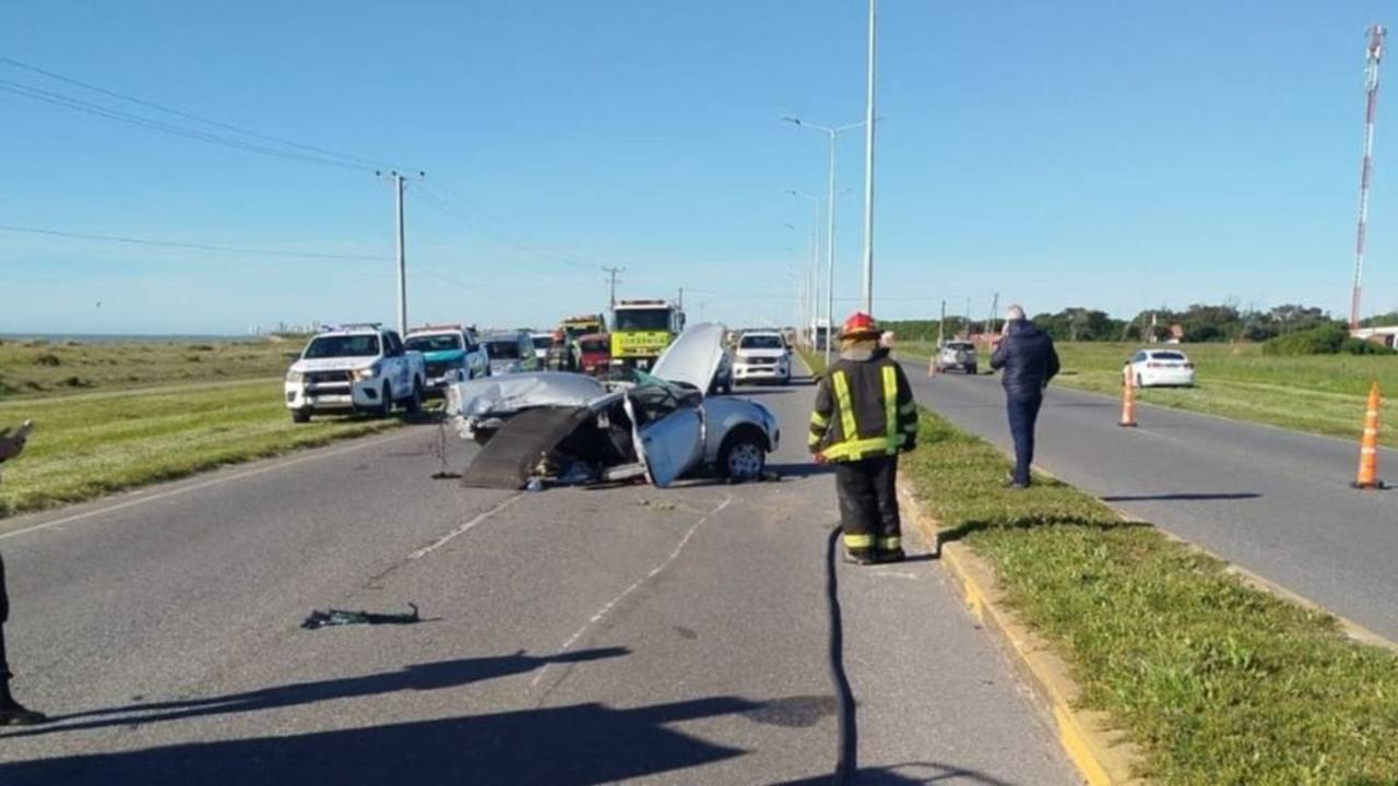 Accidente en Ruta 11: murió un nene de 2 años y el auto quedó partido a la mitad