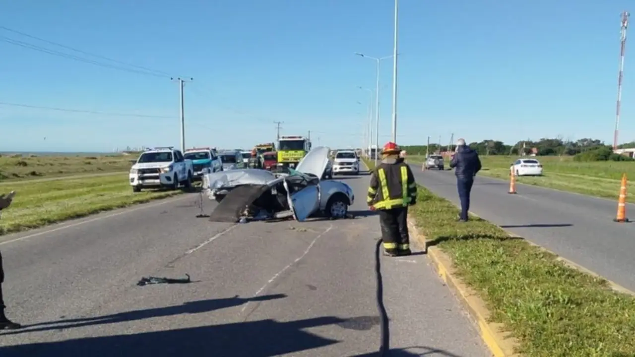 Accidente en Ruta 11: murió un nene de 2 años y el auto quedó partido a la mitad