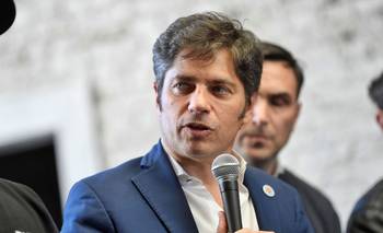 Kicillof tildó a Milei de "vendepatria" y alertó que está "rifando" el país | Elecciones 2025