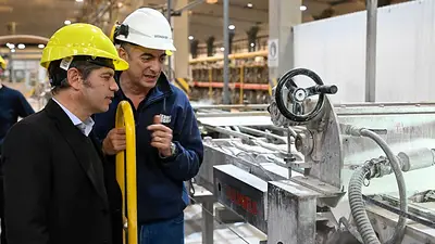 Junto a empresarios y comerciantes, Kicillof criticó el modelo de Milei: “El desastre en la producción y el trabajo no es una casualidad” Junto a empresarios y comerciantes, Kicillof criticó el modelo de Milei: “El desastre en la producción y el trabajo no es una casualidad”